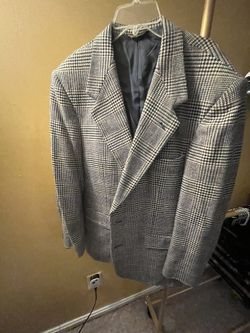 Men’s Wool Blazer
