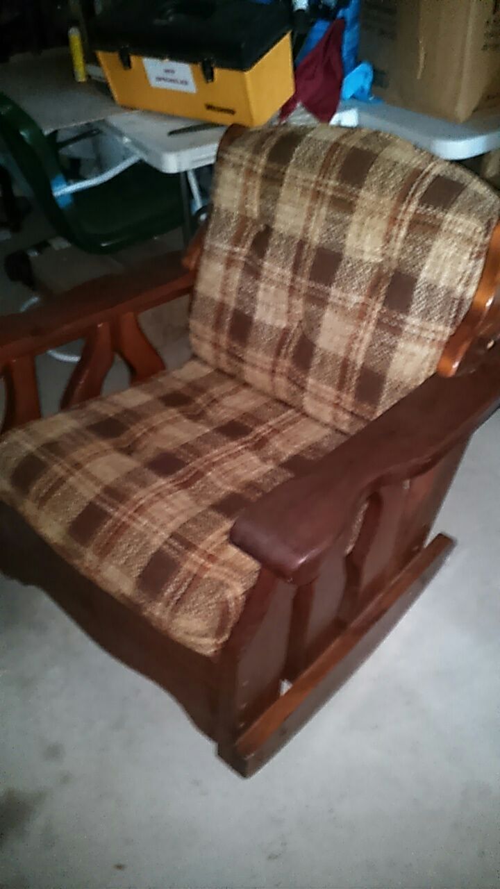 Nice rocking chair solid wood