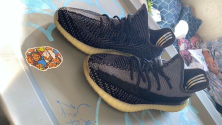 Yeezy Carbon