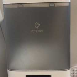 Automatic Pet Feeder 