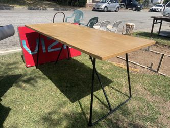 Foldable Table 