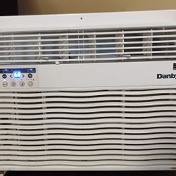 Window AC Unit