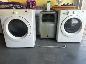 Washer and dryer with swamp cooler