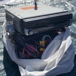 Pioneer AVIC N1 Radio Flip Screen Radio Touchscreen Radio  