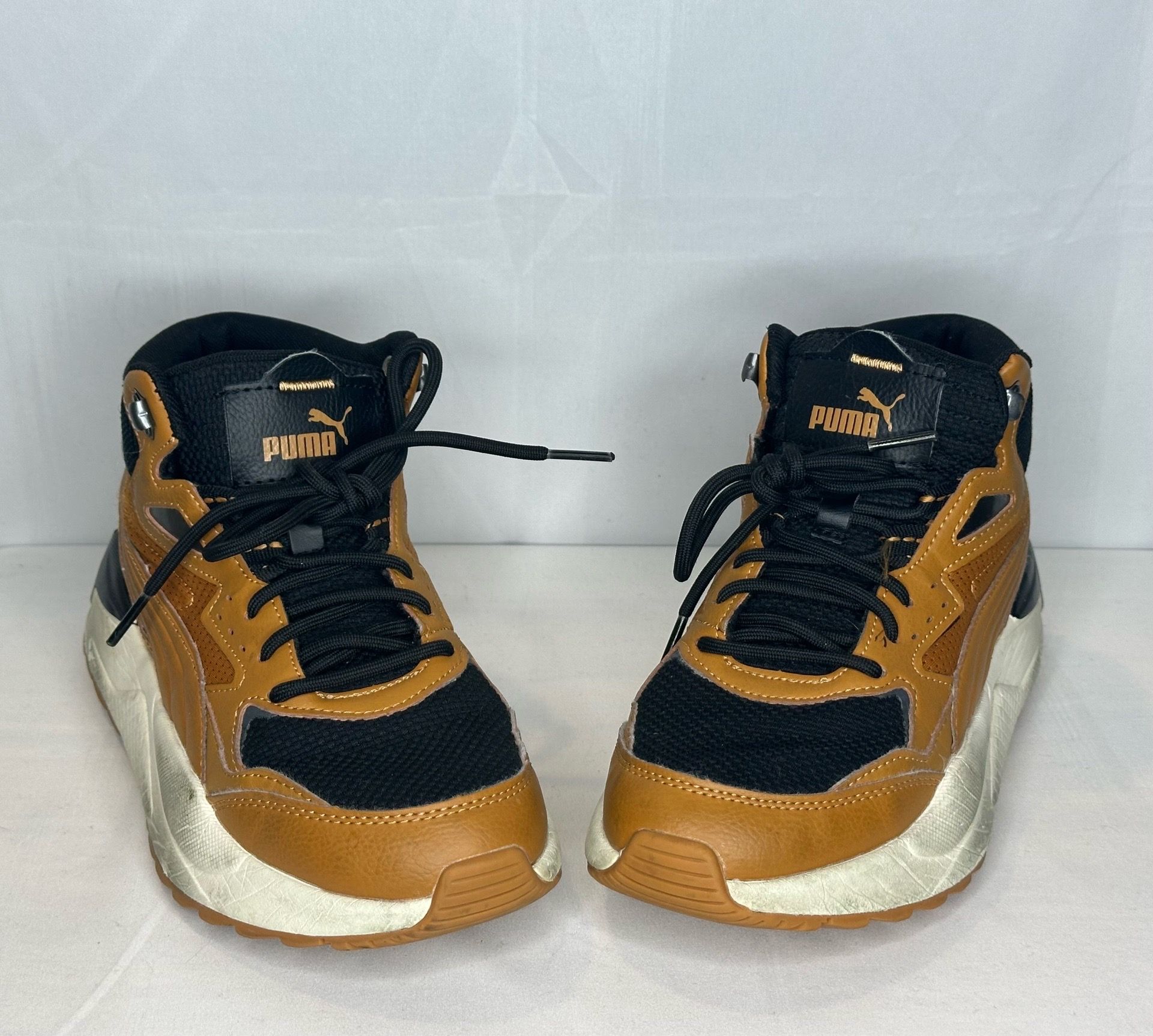 Women’s sneakers