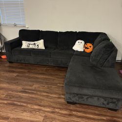 Ashley Furniture Sectional With Pull Out Bed And Mattress 