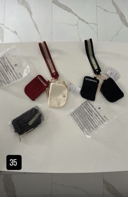 lululemon keychain