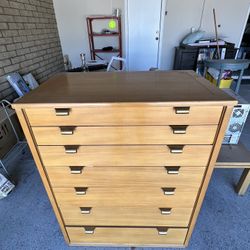 Mid Century Modern Furniture 