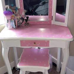 Girls Vanity