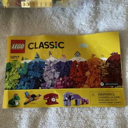 LEGO Classic 10717 Bricks 1500 Piece Set