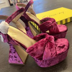 Circus NY - Magenta Velvet Size 8.5 Women’s Shoes 