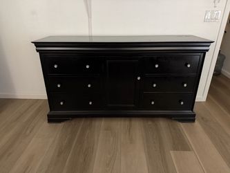 King bedroom set