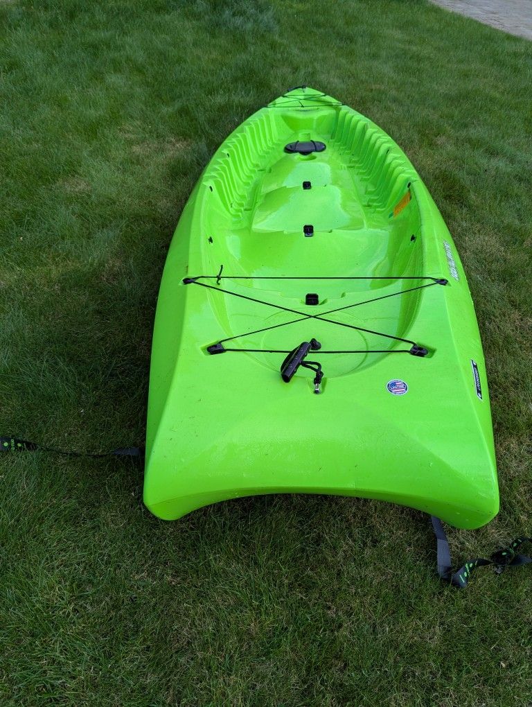 Lifetime Kokanee Sit-On-Top Kayak, Lime, 10'6"