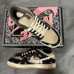 Travis Scott SB SIZE 9
