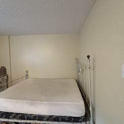 Full Size Mattress 