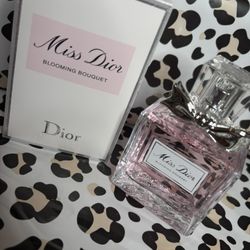 MISS DIOR
