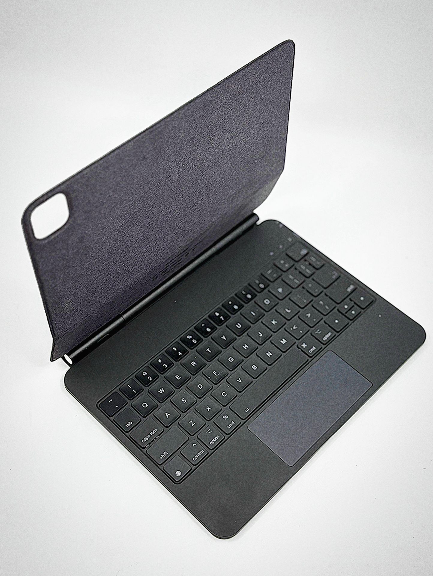NEW! iPad 11 Keyboard – Backlit & Trackpad