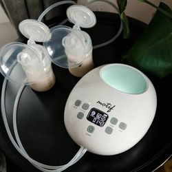 Motif Breast Pump