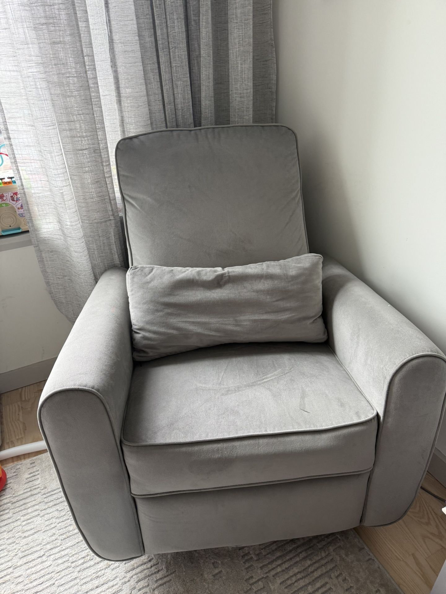 Recliner Chair