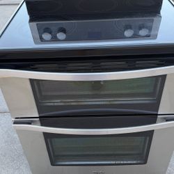 Whirlpool Electric Double-Oven Range