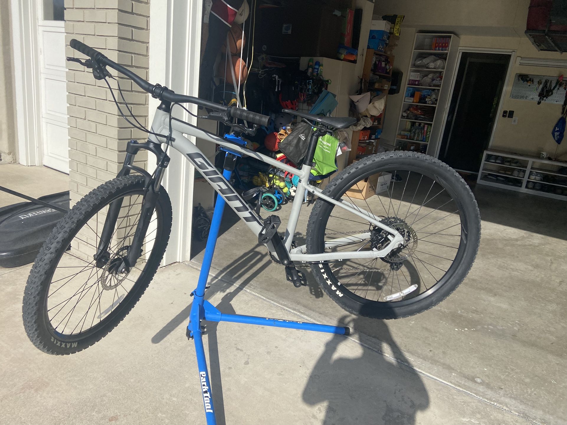 Giant Talon 2 -mountain Bike size Small