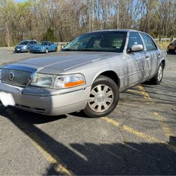 2005 Mercury Grand Marquis