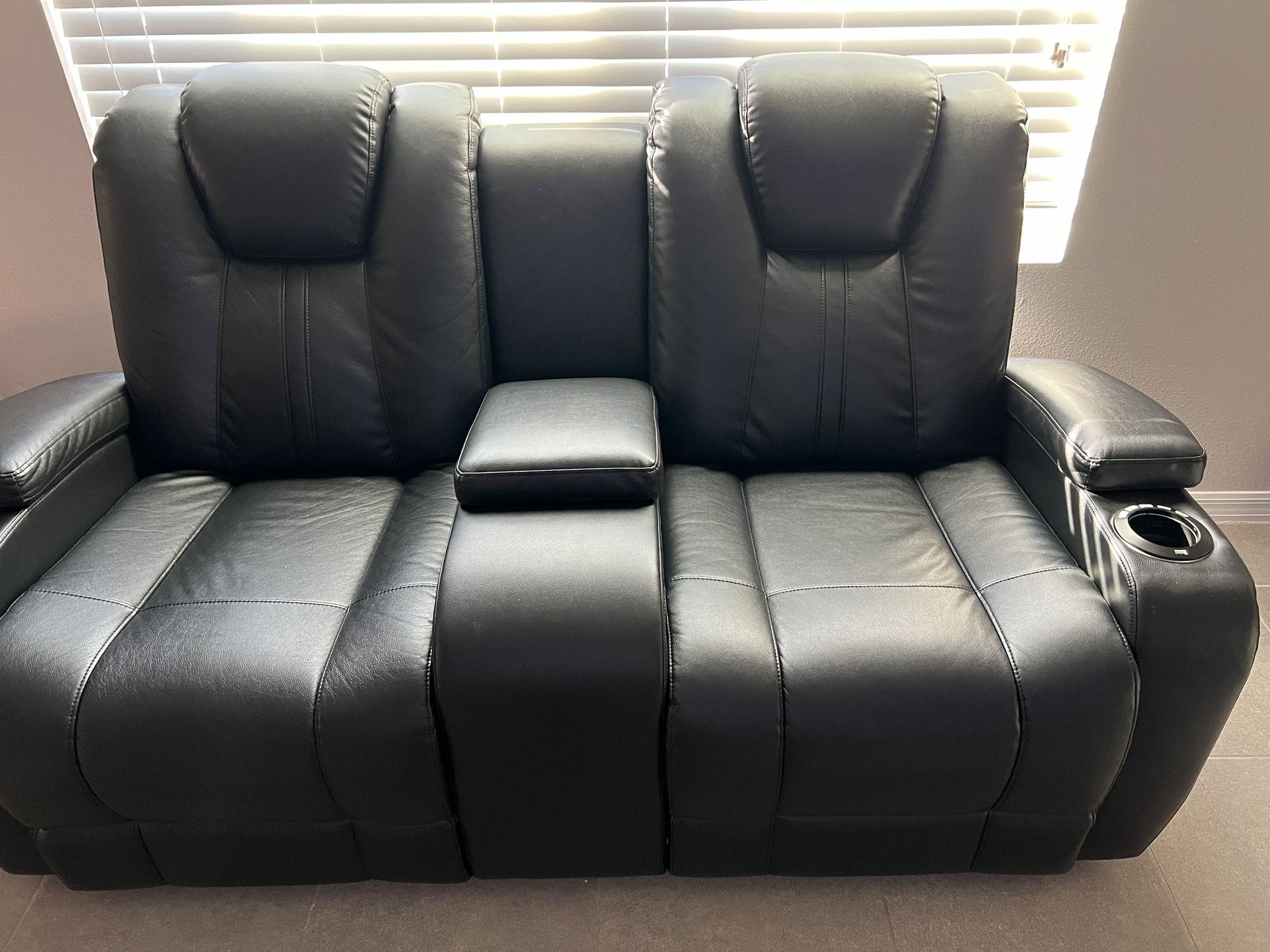 Black two seater recliner 