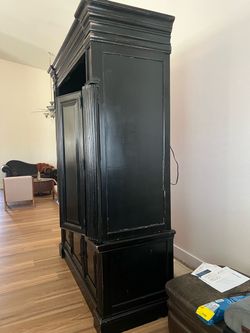 TV entertainment center