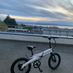 Light Xp E-bike 