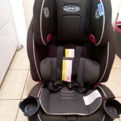  Graco Atlas 65 2-in-1 Harness Booster car seat