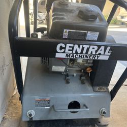 Central Plate Compactor
