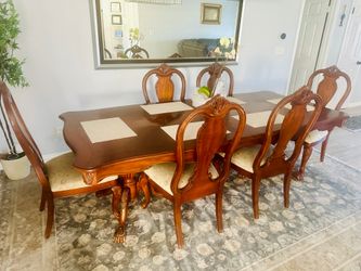 Free Dining Set