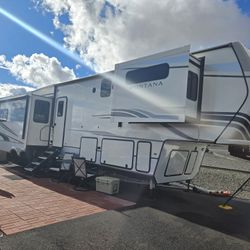 2022 Montana 3781RL 5th Wheel