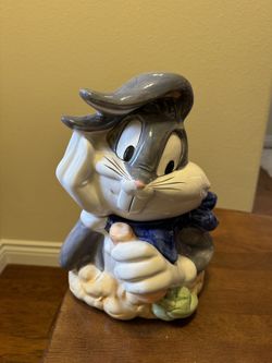 Vintage 1993 Bugs Bunny Cookie Jar