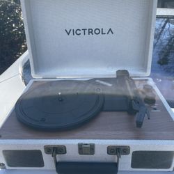 Record Player With Bluetooth And 3-speed Turntable 