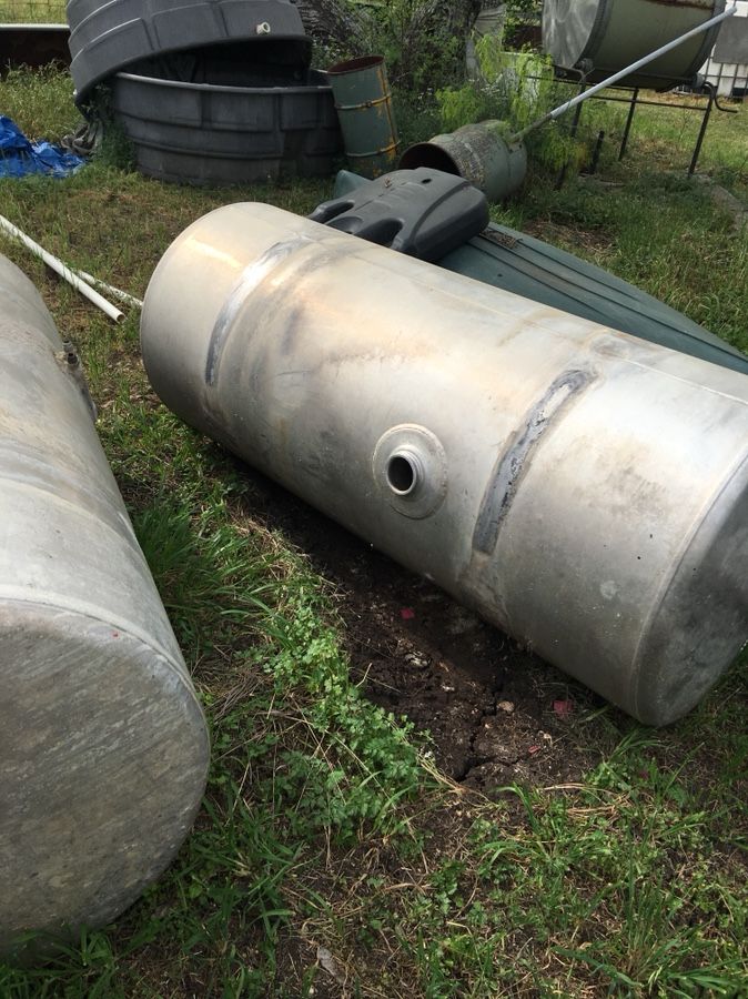 2 Semi 150gal fuel tanks $800 for the pair. Don’t text for trade or low ball offers