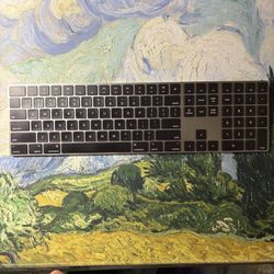 Apple Magic Keyboard w/ Numeric Keypad 