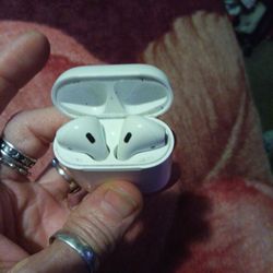 2nd Gen Apple Ear Buds