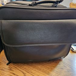 Targus 14" Leather Laptop Computer Bag 