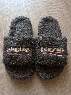 Balenciaga slides grey