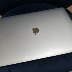 MACBOOK PRO i7 2.7GHz 15.4-INCH 16GBRAM 512GB SILVER (MLH32LL/A-TOUCH) [LATE-2016] 375$