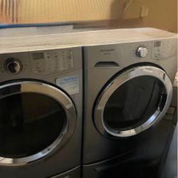 Electric Frigidaire Xfinity Front Load Washer Dryer