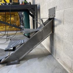 SKILLED Welder / fabricator 