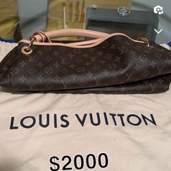 Louis Vuitton, Bags, Louis Vuitton Artistry Monogram