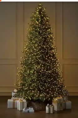 9ft Christmas Tree