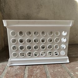 White Plastic Storage Container- Sterilitie-📍San Fernando 