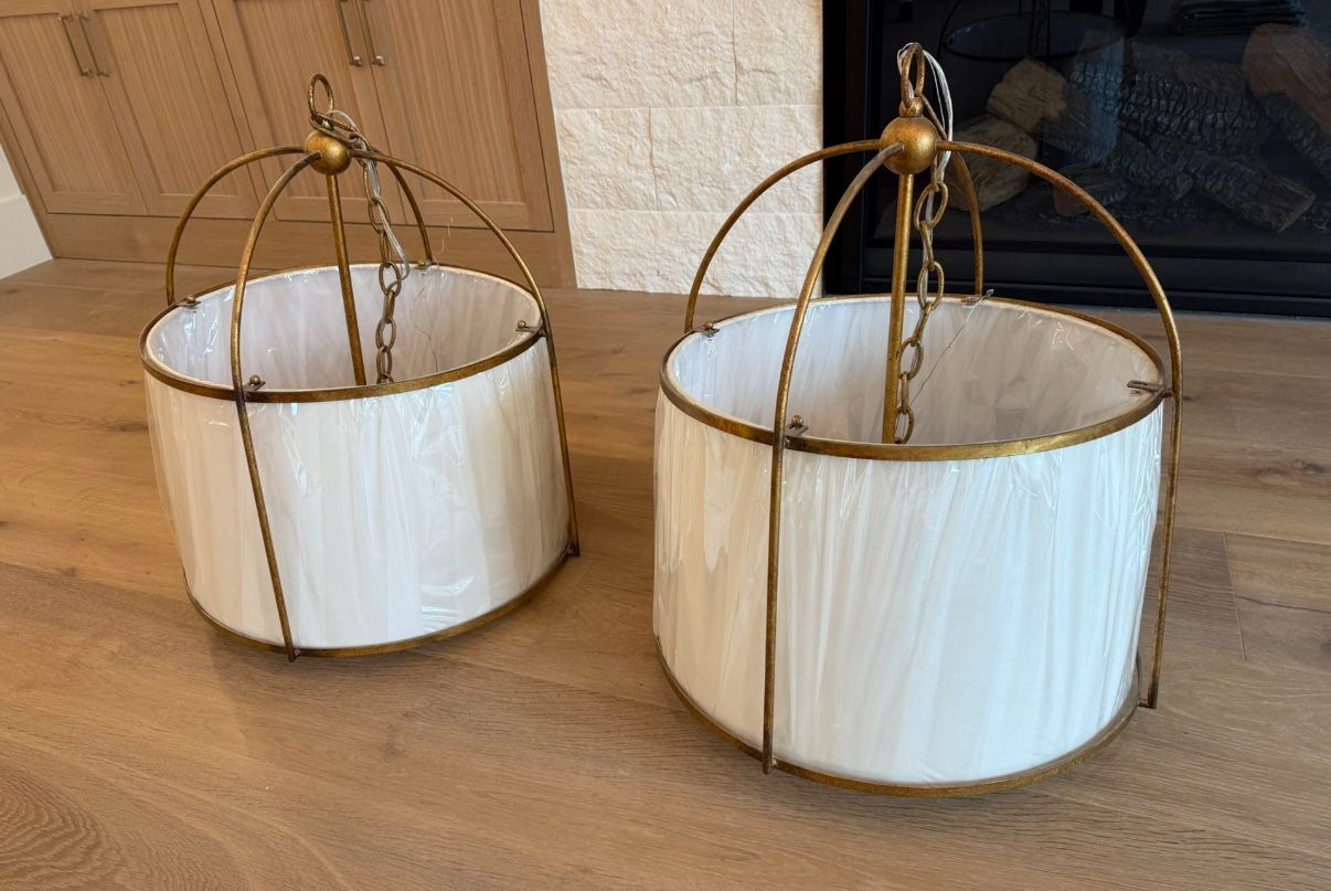 Elaine Round Metal Chandeliers (21”)