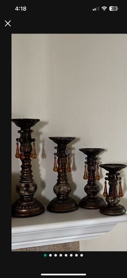 4 Candleholders 