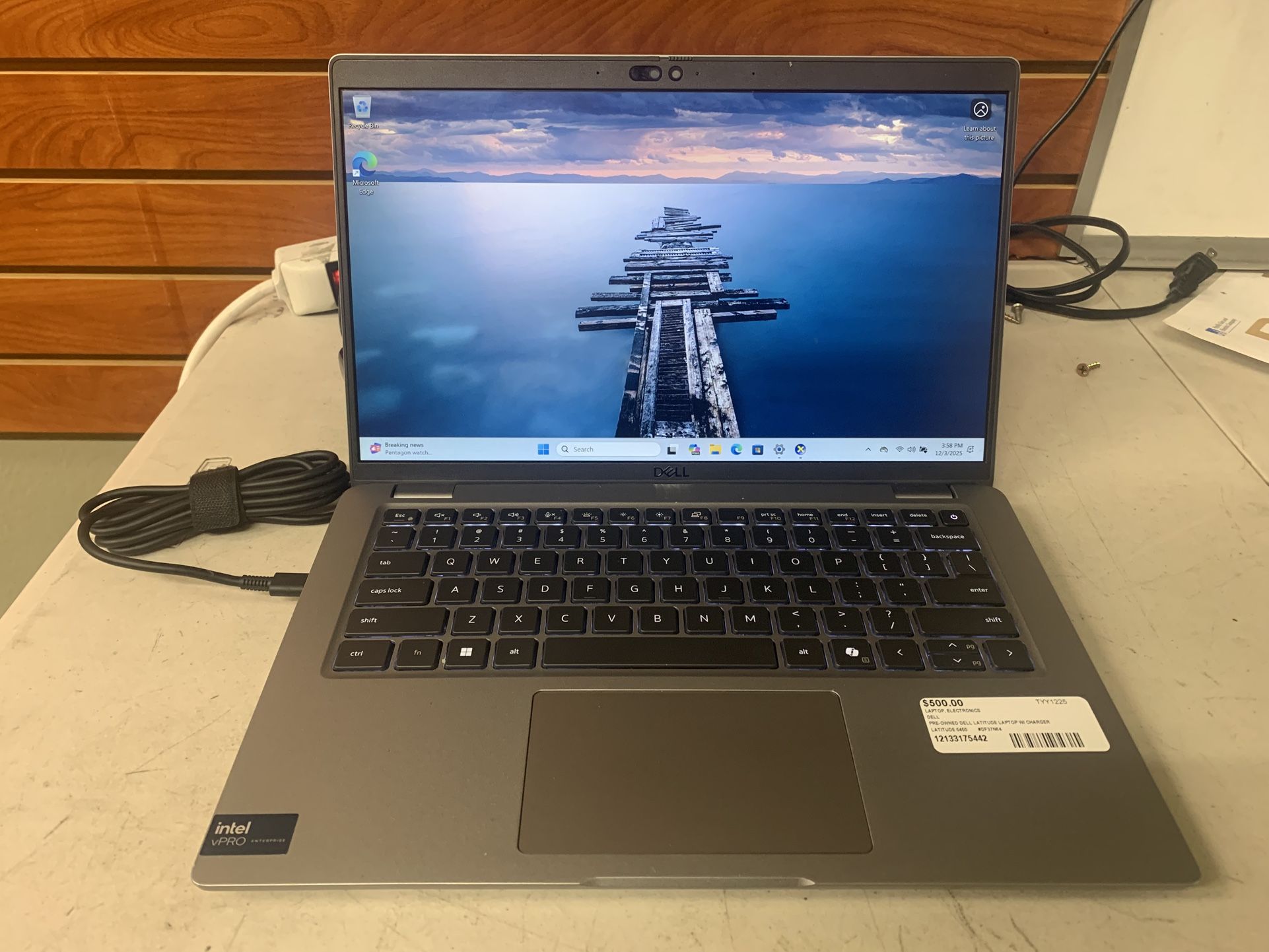 Dell Latitude 5450 Laptop W/ Charger 