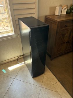Wine Refrigerator Black Dual Zone 18 Bottle